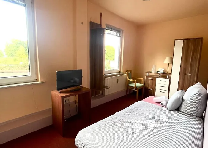 Neue Pfefferkiste Hostel *