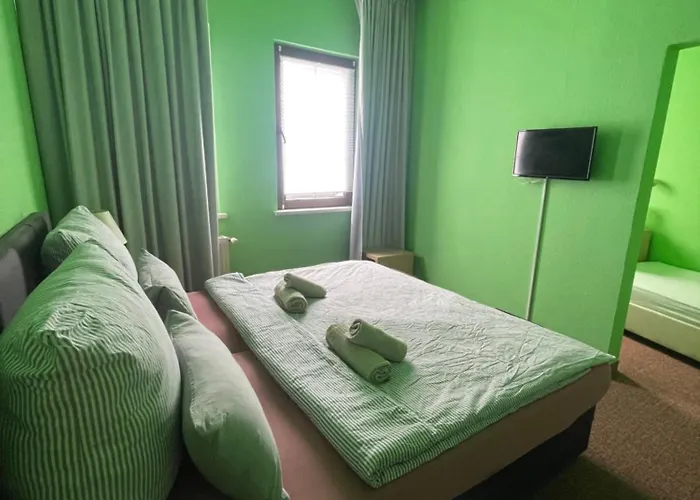 Neue Pfefferkiste Hostel