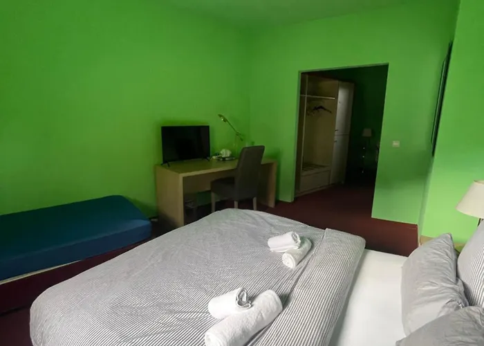 Hostel Neue Pfefferkiste *